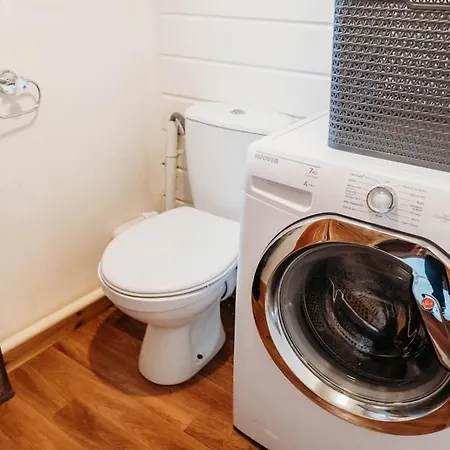 Finlodge- Pet-friendly Scandinavian * Callington