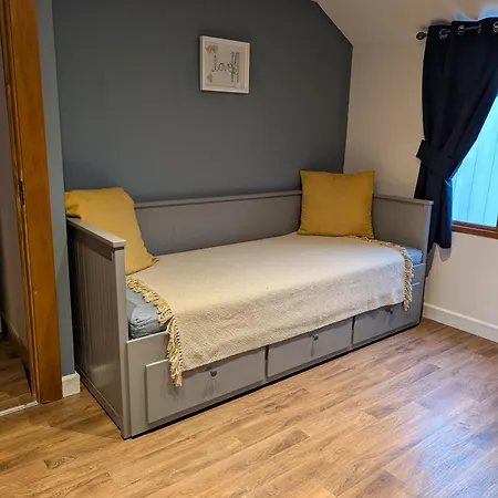 Finlodge- Pet-friendly Scandinavian Holiday home